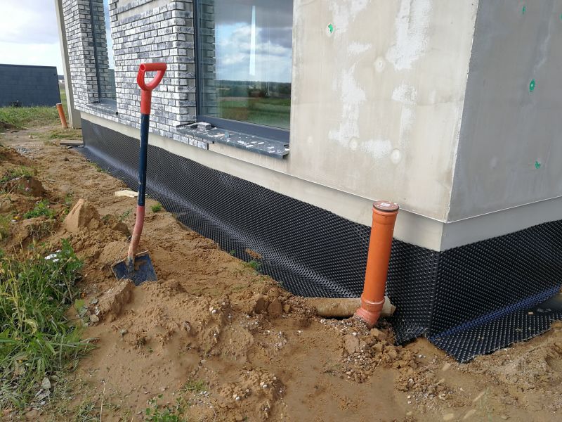Gutter System with Proper Drainage